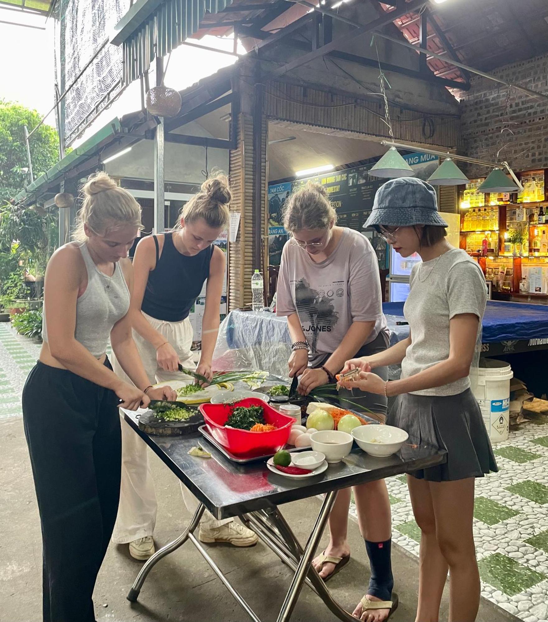 Anh Huong Tam Coc Homestay Ninh Binh Exterior photo